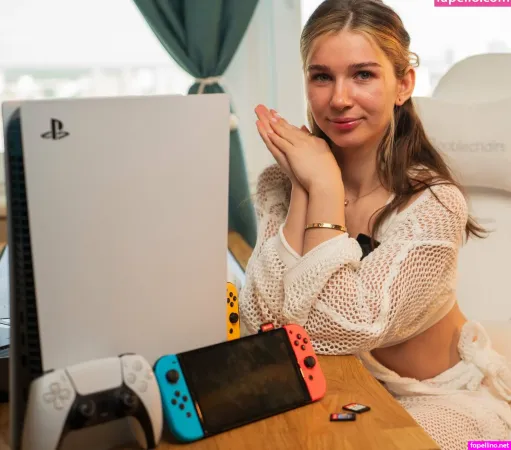 Ellie Hunny OnlyFans Thumbnail #6xrHtqjVeh