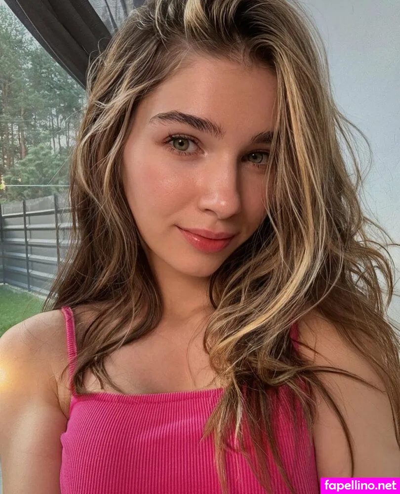 ellie_hunny, gamer_elliee Nude Leaked OnlyFans Photo #Px7MdLMxRa