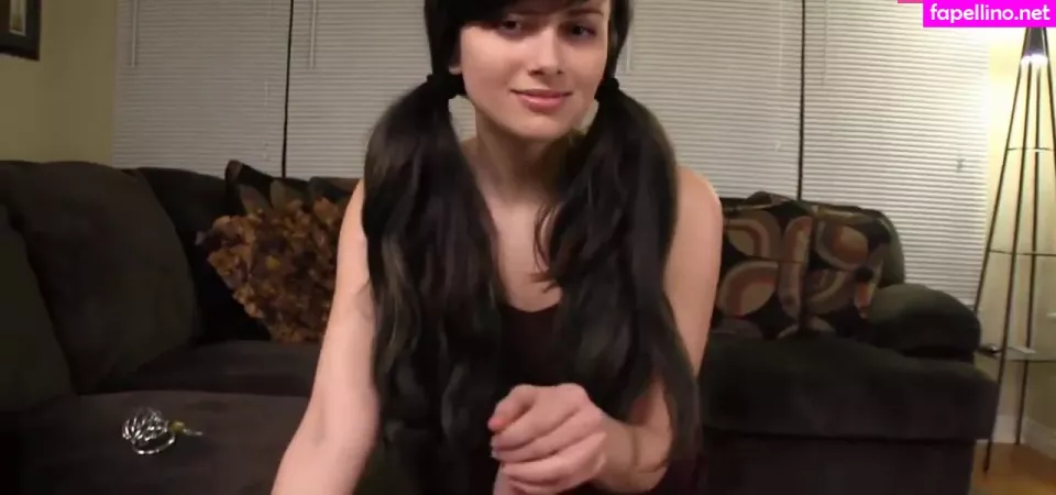 Ellie Idol OnlyFans Thumbnail #q2uFRUhSO7