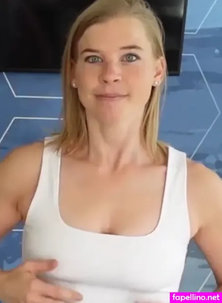Ellie In Space OnlyFans Thumbnail #6YqVpeBvgs