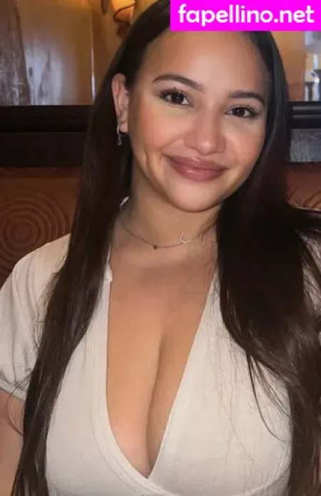 Ellie Johnston OnlyFans Thumbnail #Dz5aL5lmj3