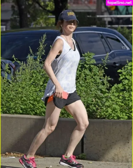 Ellie Kemper OnlyFans Thumbnail #bVZaZR90iv