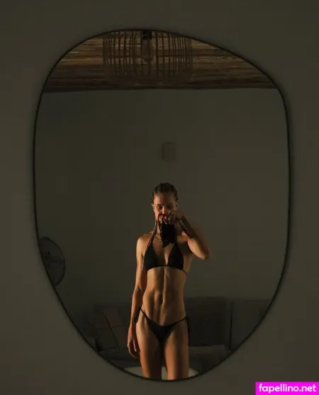 Ellie Kildunne OnlyFans Thumbnail #A8bFF7l8CG