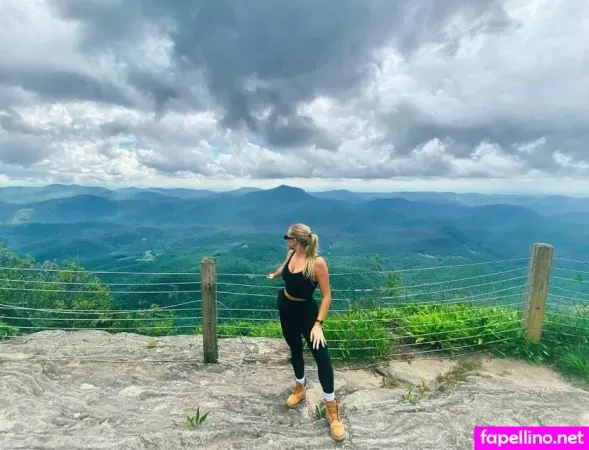 Ellie Lawson OnlyFans Thumbnail #i4zG1bdeqQ