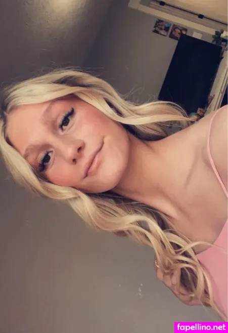 Ellie Lienemann OnlyFans Thumbnail #P66eNzz5jC