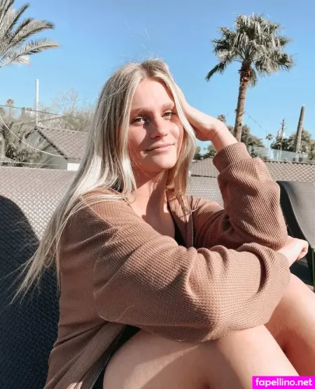 Ellie Lienemann OnlyFans Thumbnail #Tsy3u8jmkj