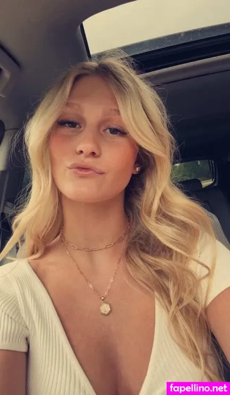 Ellie Lienemann OnlyFans Thumbnail #wi2twfCwgF
