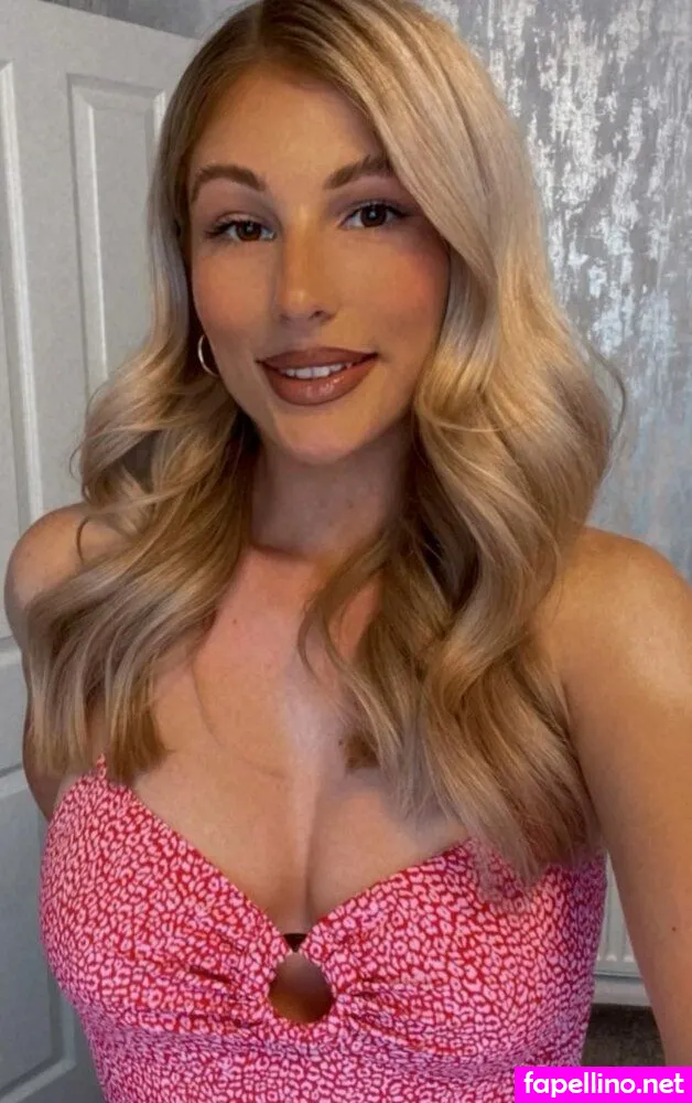 ellie.m, ellieskyyy95 Nude Leaked OnlyFans Photo #65gaMun4Wq