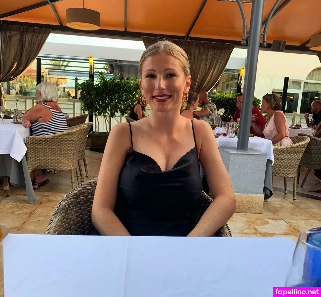 ellie.m, ellieskyyy95 Nude Leaked OnlyFans Photo #ciEireL7E2