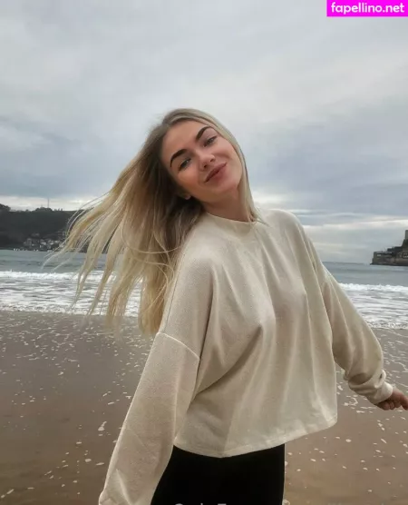 Ellie Miss OnlyFans Thumbnail #B0JjsWyFPX