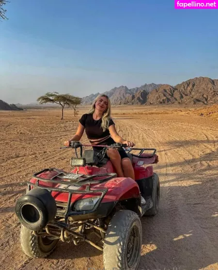 Ellie Miss OnlyFans Thumbnail #V8En0vHPBz