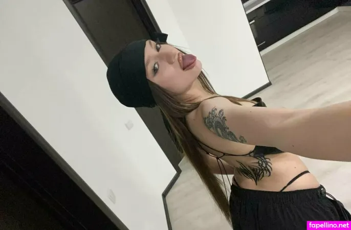 Ellie Noir OnlyFans Thumbnail #vV4OyOc8Lt