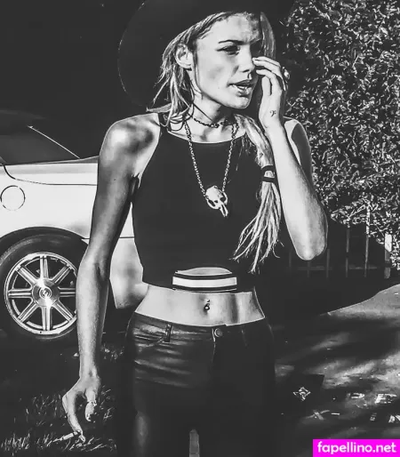 Ellie Patrikios OnlyFans Thumbnail #irxBVZEoJL