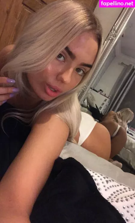 Ellie Pembury OnlyFans Thumbnail #YHwqYCg255
