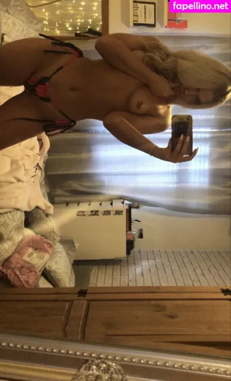 Ellie Pembury OnlyFans Thumbnail #phr75Kx0v6