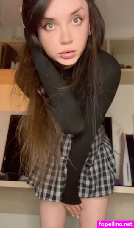 Ellie Quincy OnlyFans Thumbnail #kZJMIrZu9v