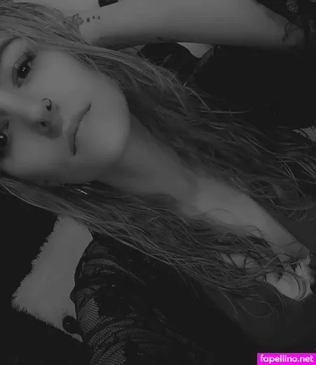Ellie Rose OnlyFans Thumbnail #X7zRNXr3xy