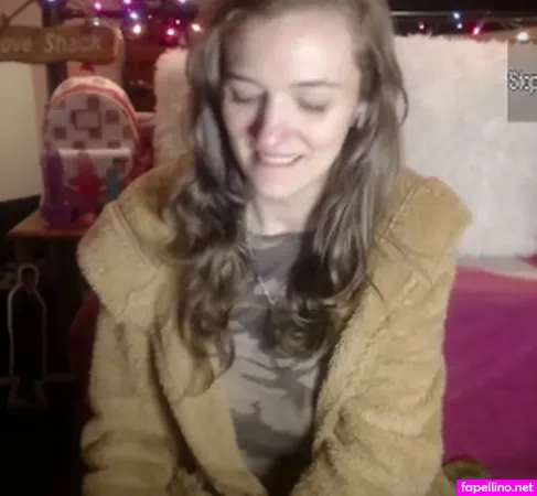 Ellie Rose OnlyFans Thumbnail #hqRCotLx5J