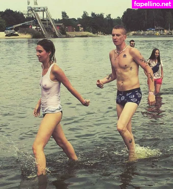 Wolf Alice, ellieciararowsell Nude Leaked OnlyFans Photo #h8UmhsdoAn