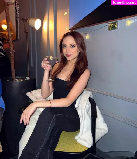 Ellie Schnitt OnlyFans Thumbnail #IhU0XsBSO9