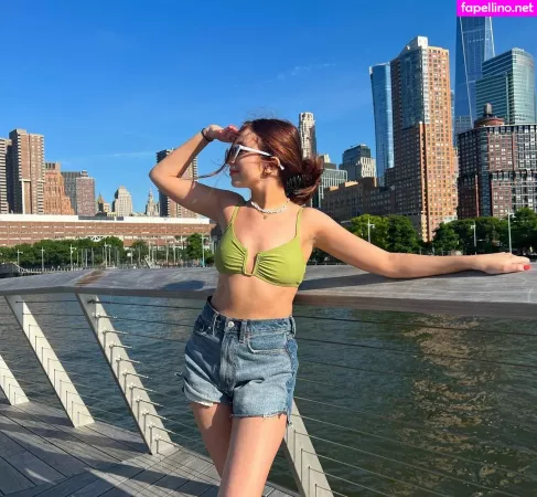 Ellie Schnitt OnlyFans Thumbnail #qfjjN44nb3