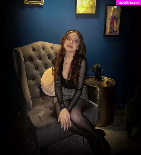 Ellie Schnitt OnlyFans Thumbnail #rARLhGfyWe