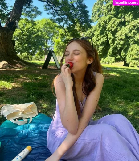 Ellie Schnitt OnlyFans Thumbnail #uu45kM0JRM
