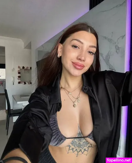 Ellie Secret OnlyFans Thumbnail #QUrprJjvFl