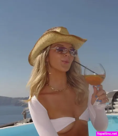 Ellie Thumann OnlyFans Thumbnail #GW1LVVRawy