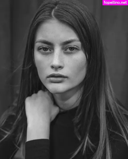 Ellie Weston OnlyFans Thumbnail #F3MImVPFMA