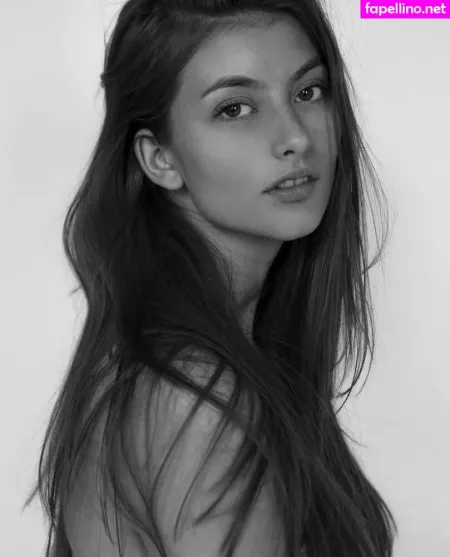 Ellie Weston OnlyFans Thumbnail #UBr8LAFP38