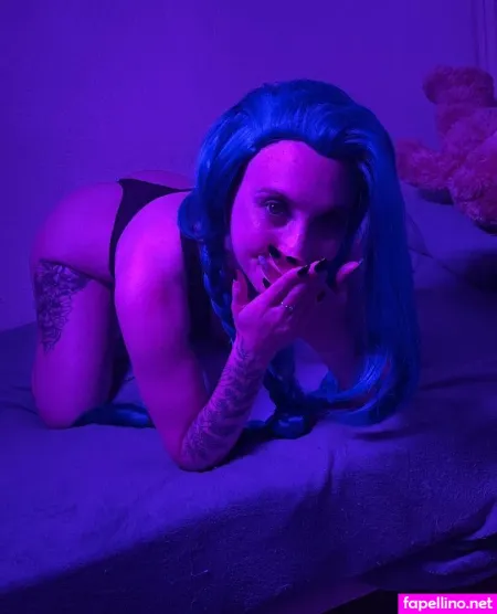 Ellie Xbby69 OnlyFans Thumbnail #HIgMOK0Cg2