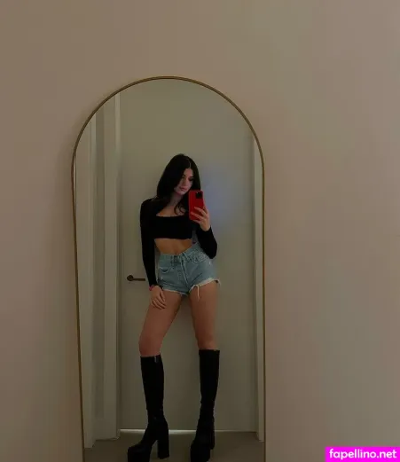 Ellie Zeiler OnlyFans Thumbnail #YnoggMKfrc