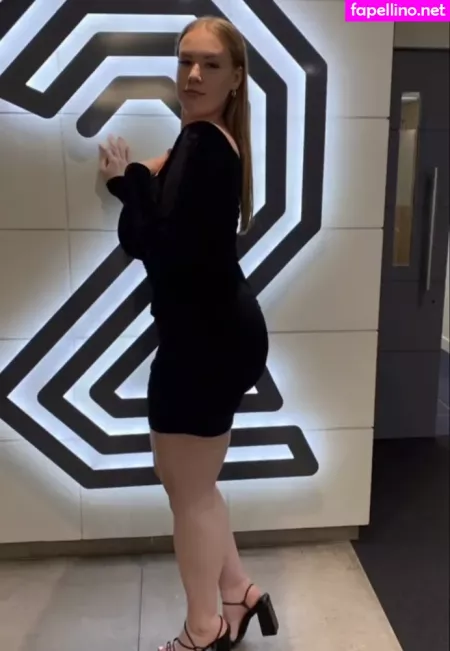 Ellie OnlyFans Thumbnail #WA0yNM5KRR