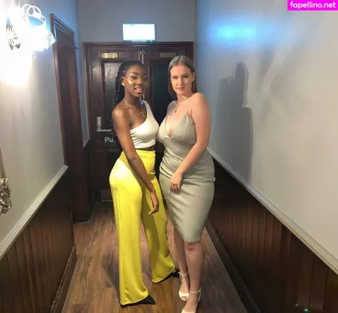 Ellie OnlyFans Thumbnail #qUrBv8g42H