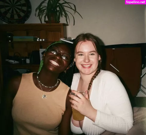 Ellie OnlyFans Thumbnail #tsiwxjQuNE