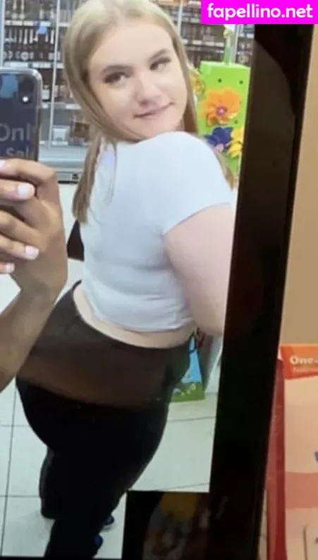 Ellie OnlyFans Thumbnail #wviBgErrYX