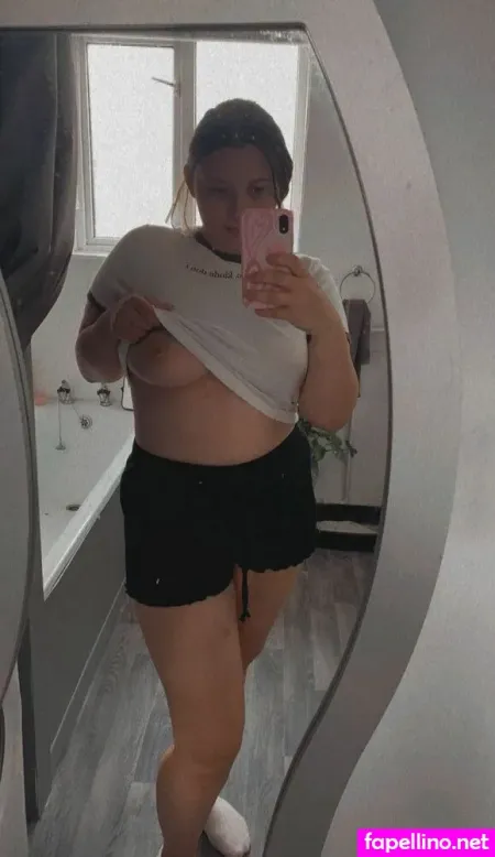 Ellie59801 OnlyFans Thumbnail #2aaj7u7sfK