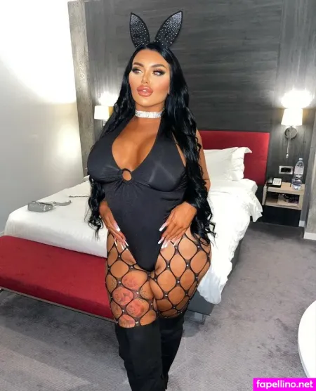 Elliechloe OnlyFans Thumbnail #PDAgyYMPca