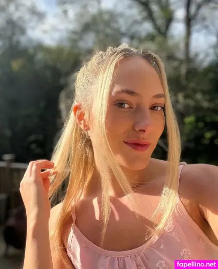 Ellieedwardsxo OnlyFans Thumbnail #08kNjKAbXL
