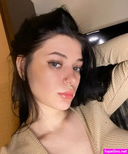 Ellieess OnlyFans Thumbnail #CwmF7d0tQL