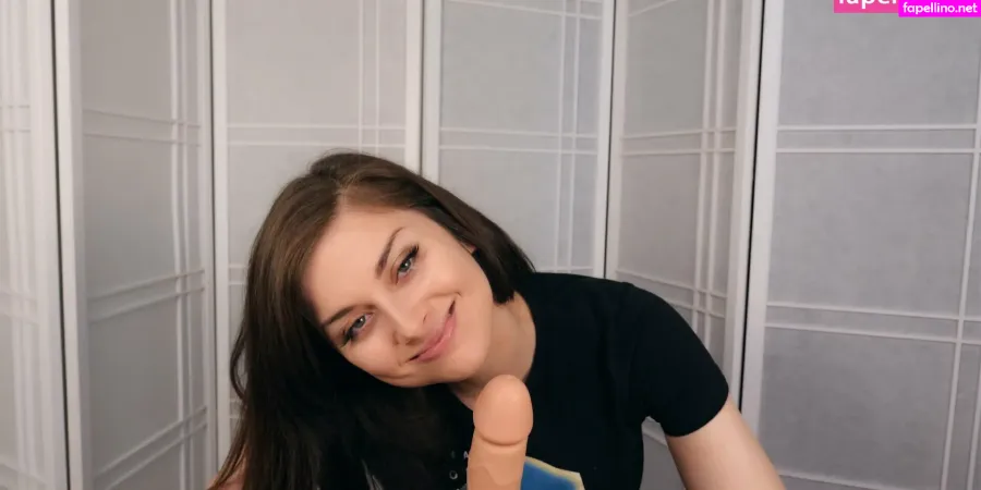 Ellieidolfemdom OnlyFans Thumbnail #89Ps6HIY87