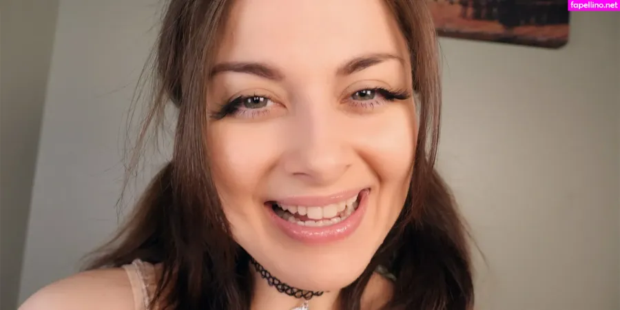 Ellieidolfemdom OnlyFans Thumbnail #Y9hacxKdXv