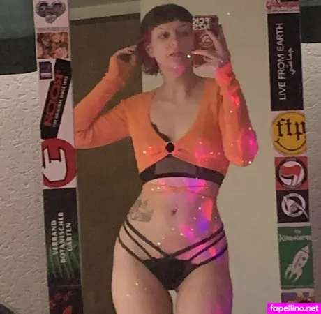 Ellieinsexy OnlyFans Thumbnail #RrA9G2Dfar