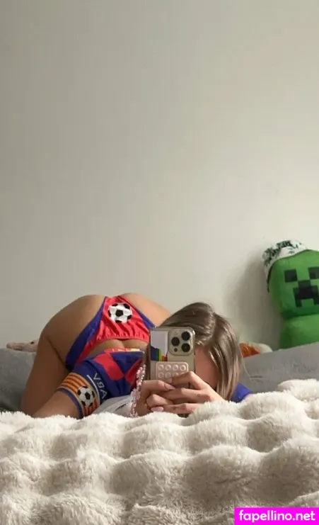 Elliejonez69 OnlyFans Thumbnail #VYkvEpAx6p