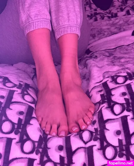 Elliejonez69 OnlyFans Thumbnail #pq3XTd7CYa