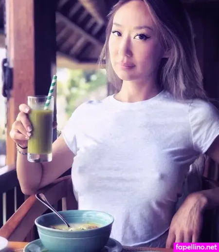 Elliekimxo OnlyFans Thumbnail #SW7DodofK8