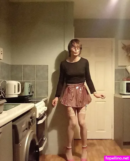 Elliekingers OnlyFans Thumbnail #1yaxbn6Uux