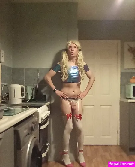 Elliekingers OnlyFans Thumbnail #Jyq2y45UvN