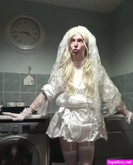 Elliekingers OnlyFans Thumbnail #fdsXnHyMfI